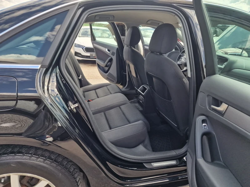 Audi A4 2.0TDI NAVI SEDAN -10%, снимка 15 - Автомобили и джипове - 49690812
