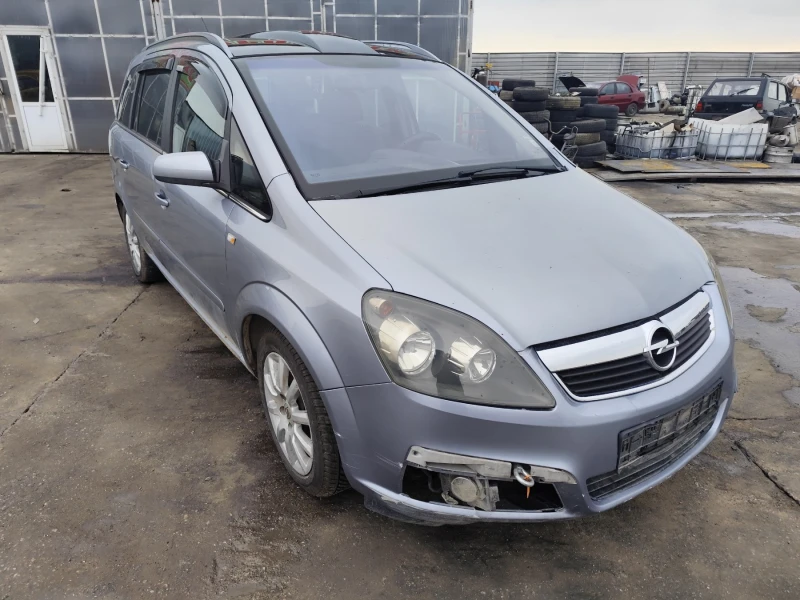 Opel Zafira В - 1.9CDTI, снимка 2 - Автомобили и джипове - 49909053