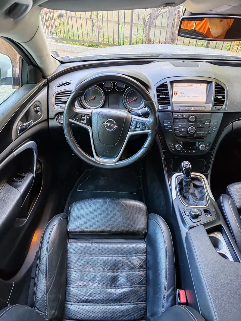 Opel Insignia, снимка 14 - Автомобили и джипове - 51235923