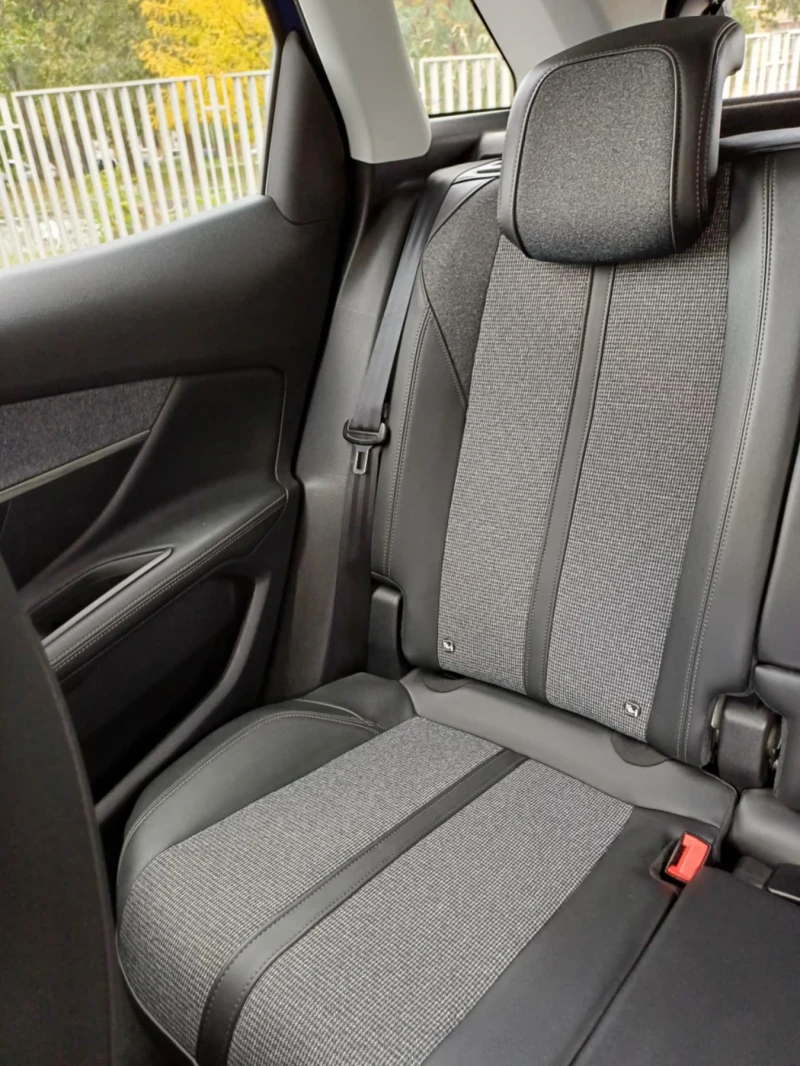 Peugeot 3008, снимка 11 - Автомобили и джипове - 51854812