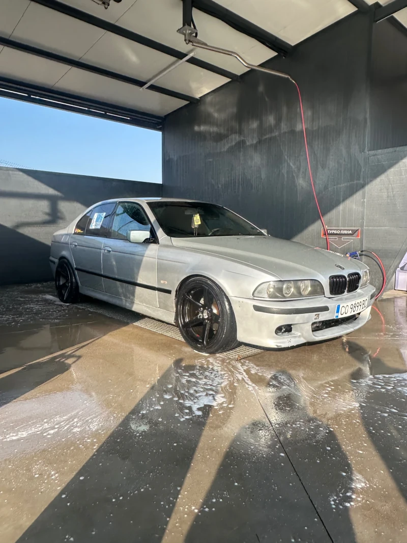 BMW 525, снимка 4 - Автомобили и джипове - 52296359