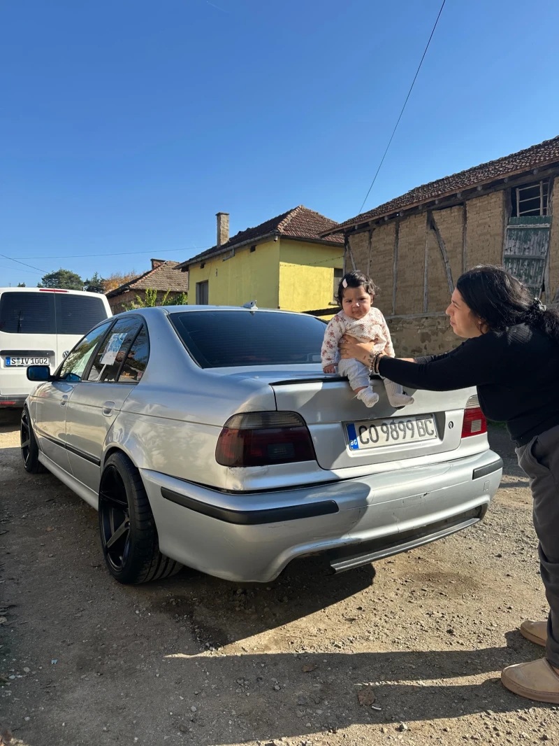 BMW 525, снимка 6 - Автомобили и джипове - 52296359