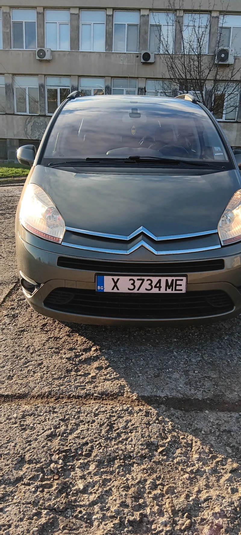 Citroen Grand C4 Picasso 1.6 HDI, снимка 2 - Автомобили и джипове - 53102145
