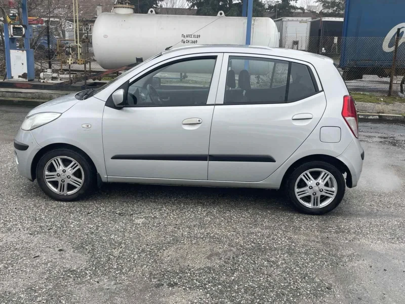 Hyundai I10 1.0, снимка 7 - Автомобили и джипове - 53326547