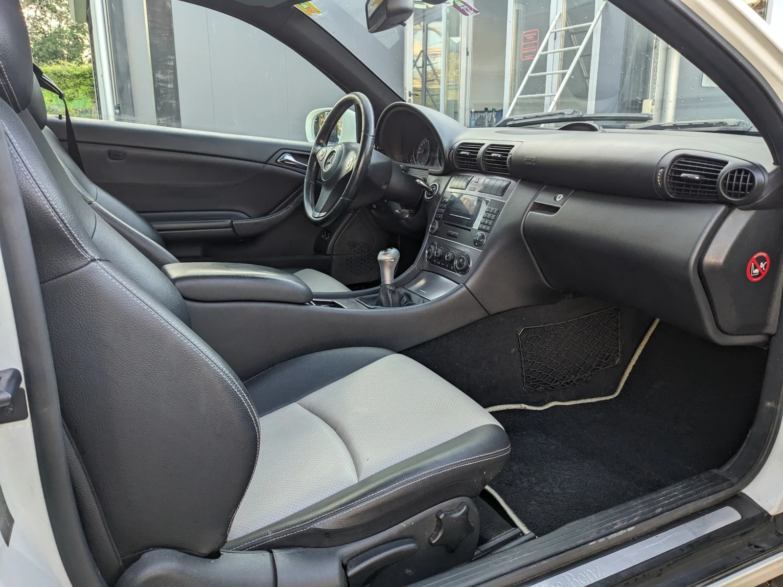 Mercedes-Benz C 180 Coupe Sport Edition - изображение 9