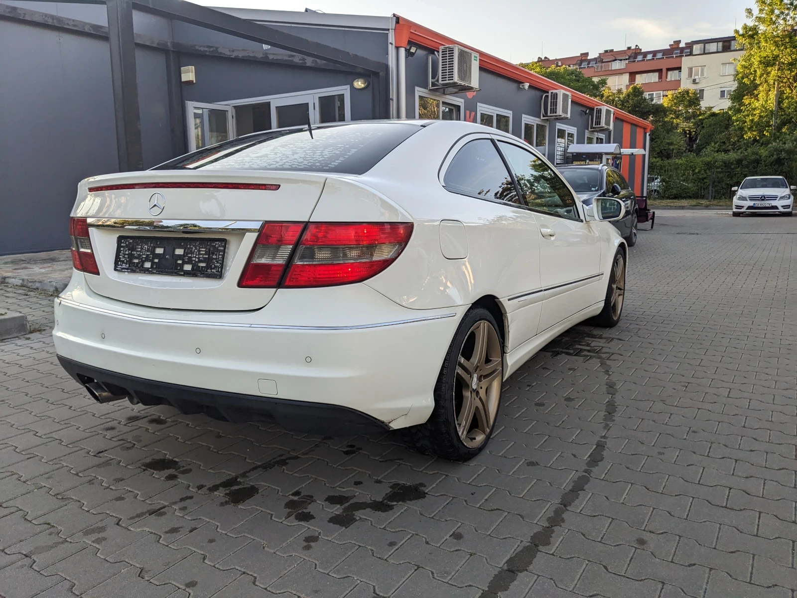 Mercedes-Benz C 180 Coupe Sport Edition - изображение 4