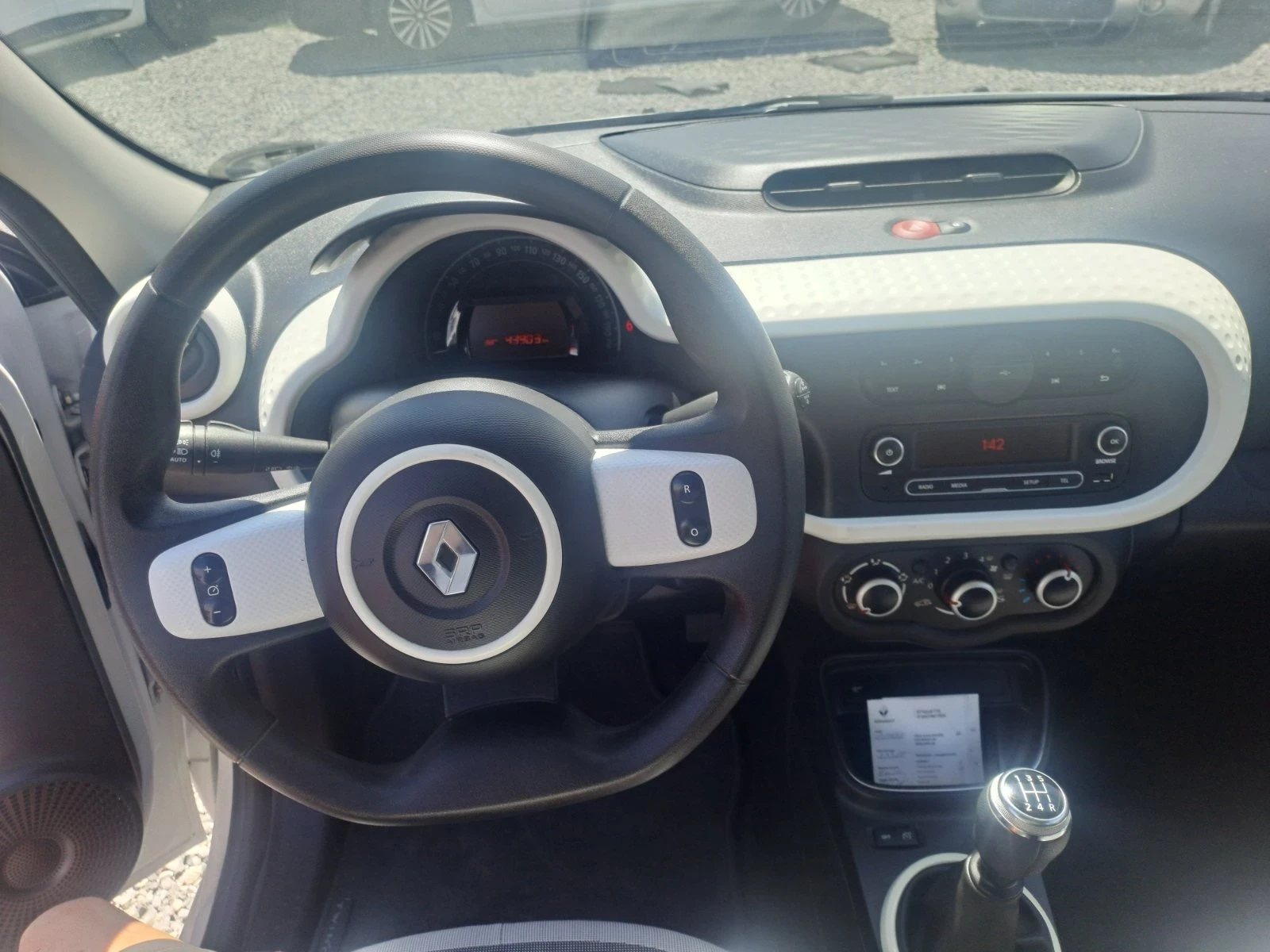 Renault Twingo  - изображение 9