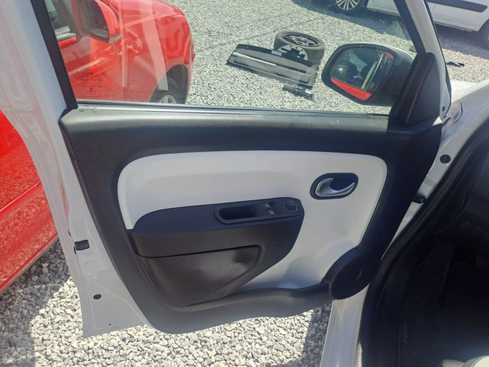 Renault Twingo  - изображение 6