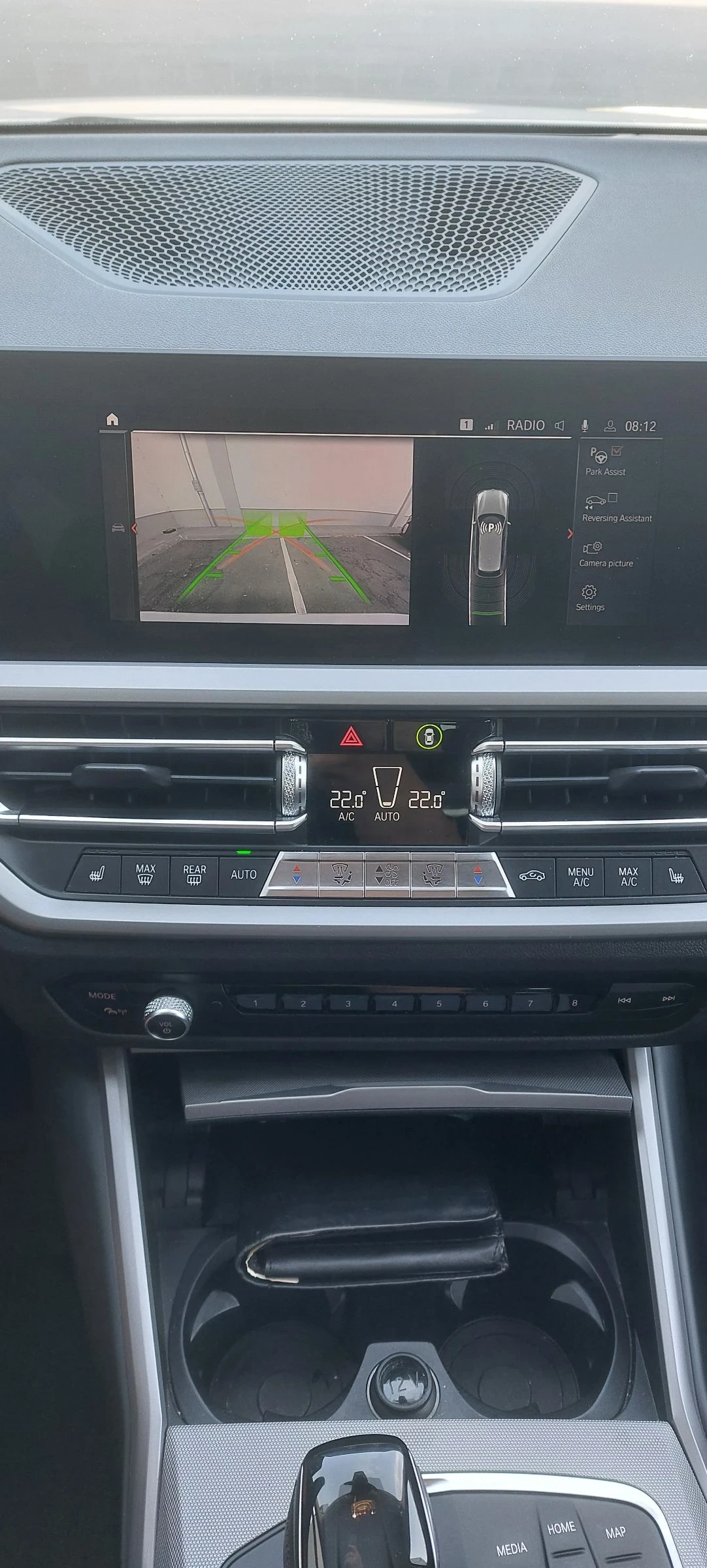 BMW 318 Mild-Hybrid/ Carplay-Android auto/ Distronic | Mobile.bg   17