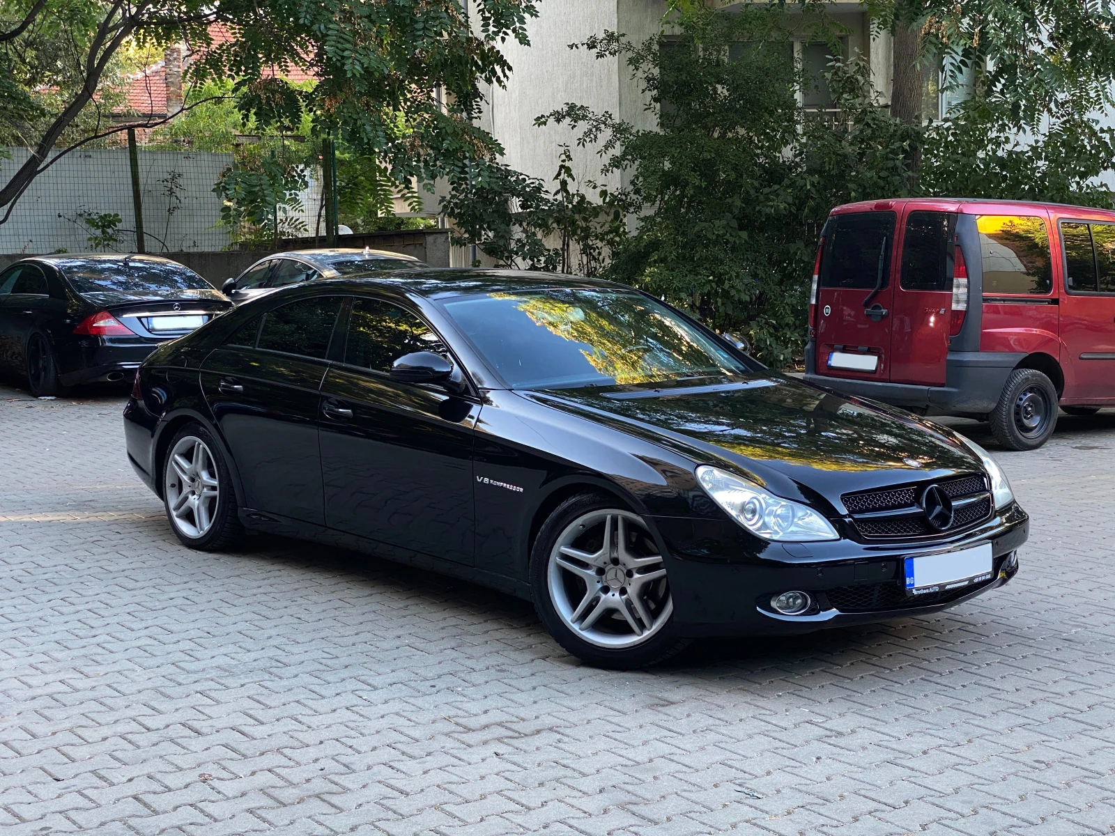 Mercedes-Benz CLS 500  - изображение 2