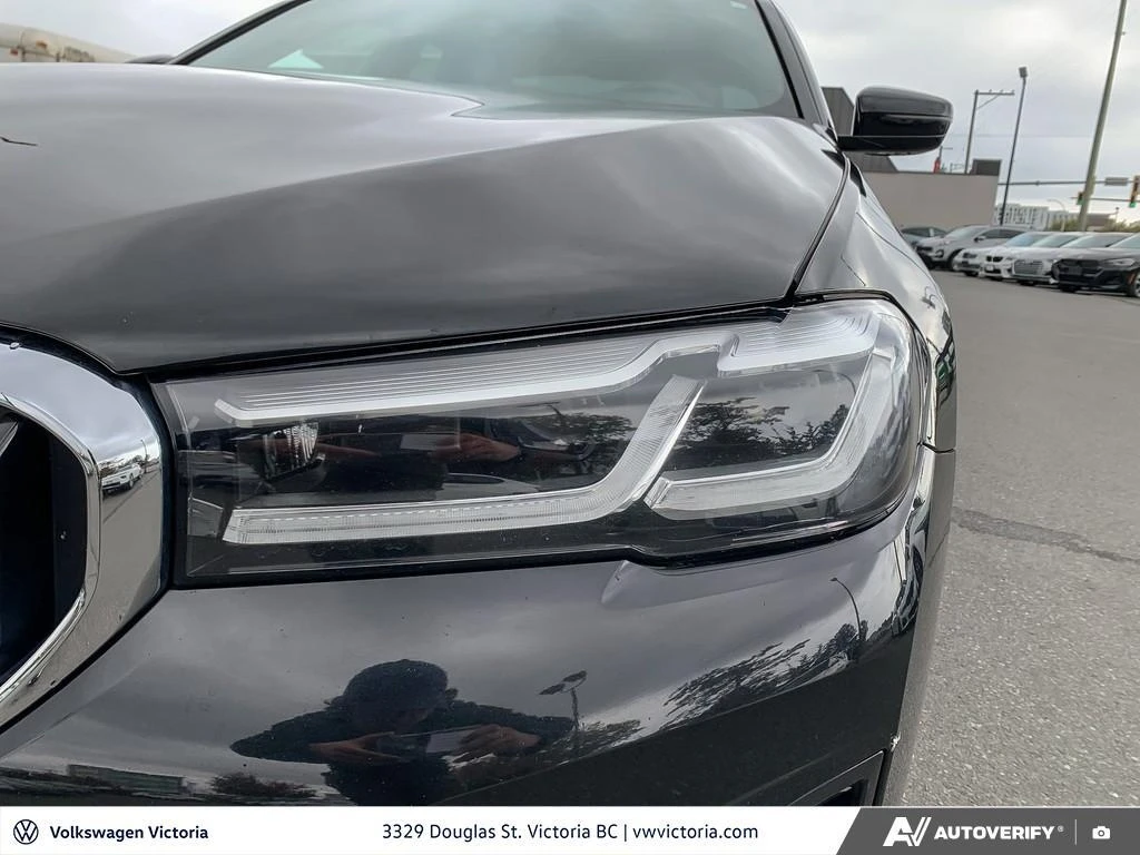 BMW 530 * xDrive Sedan * CARFAX * БЕЗ ПЪРВОНАЧАЛНА ВНОСКА - изображение 8