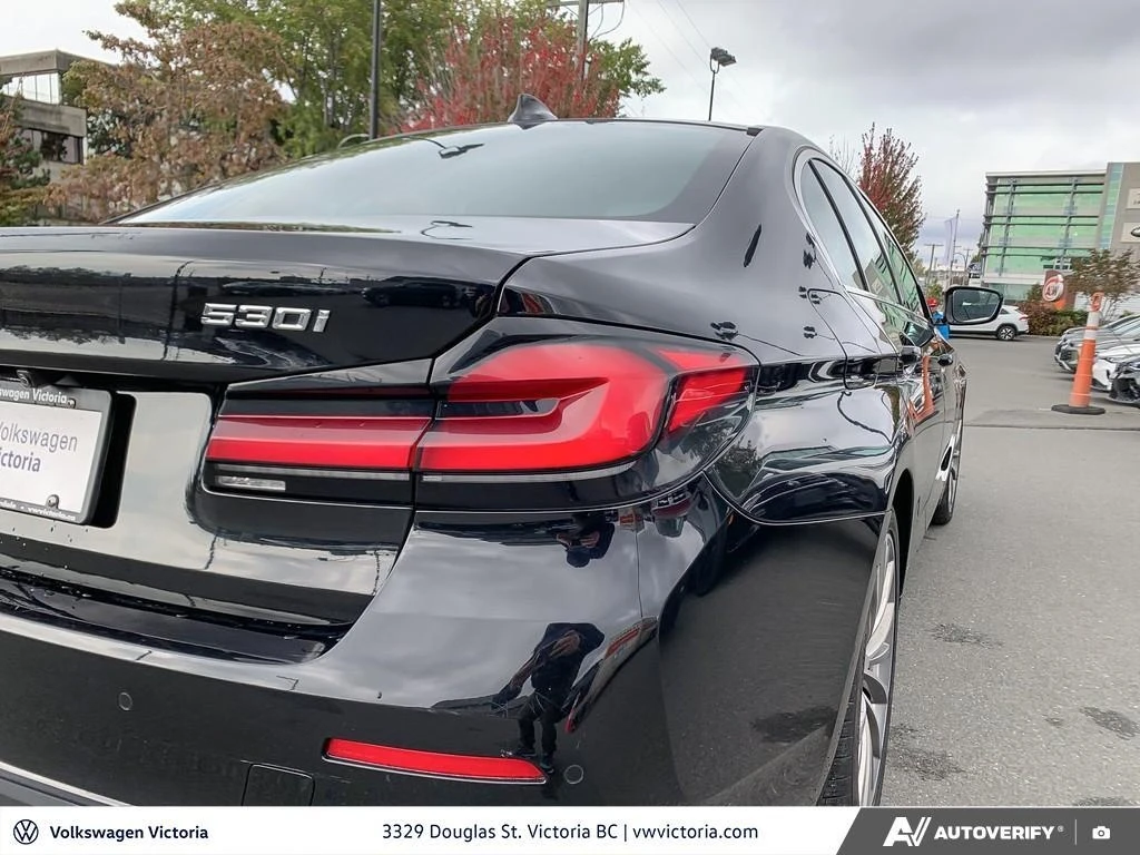 BMW 530 * xDrive Sedan * CARFAX *    | Mobile.bg   11