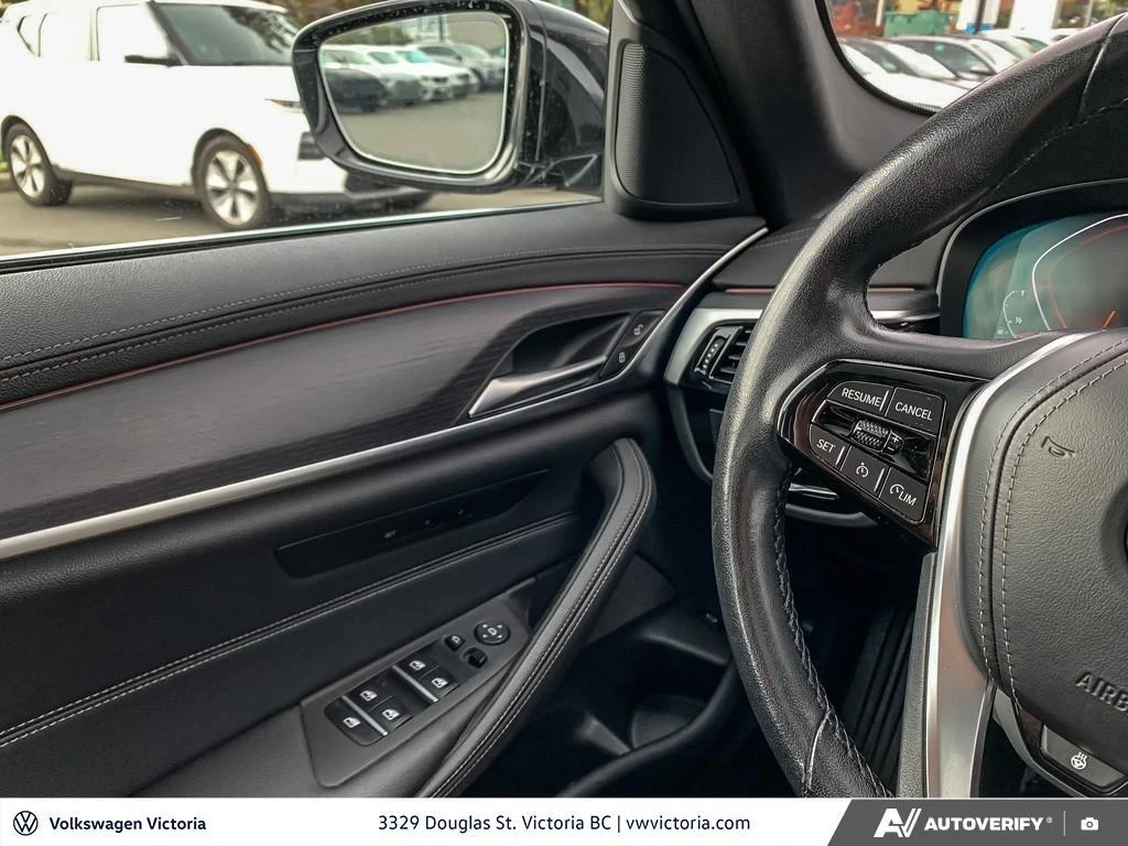 BMW 530 * xDrive Sedan * CARFAX *    | Mobile.bg   17