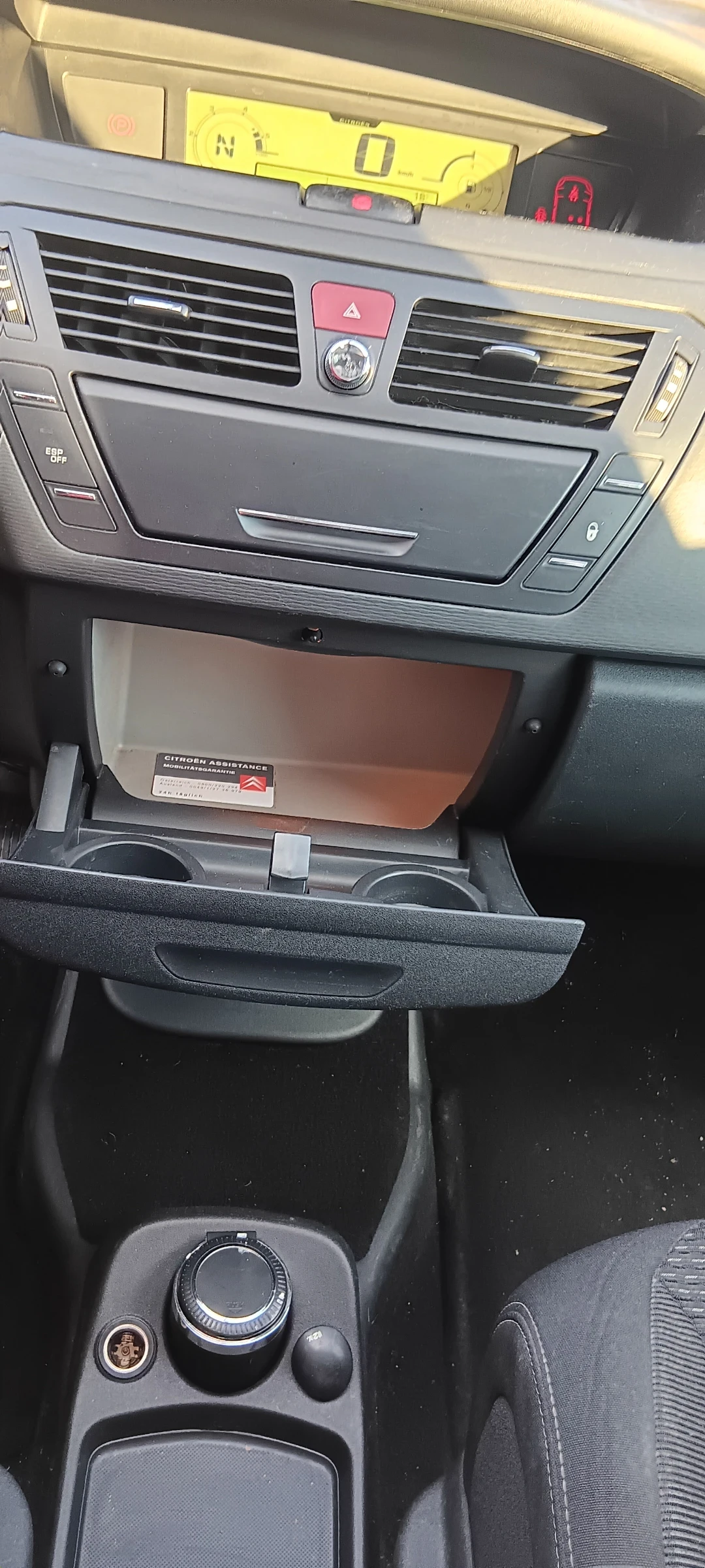 Citroen Grand C4 Picasso 1.6 HDI - изображение 9