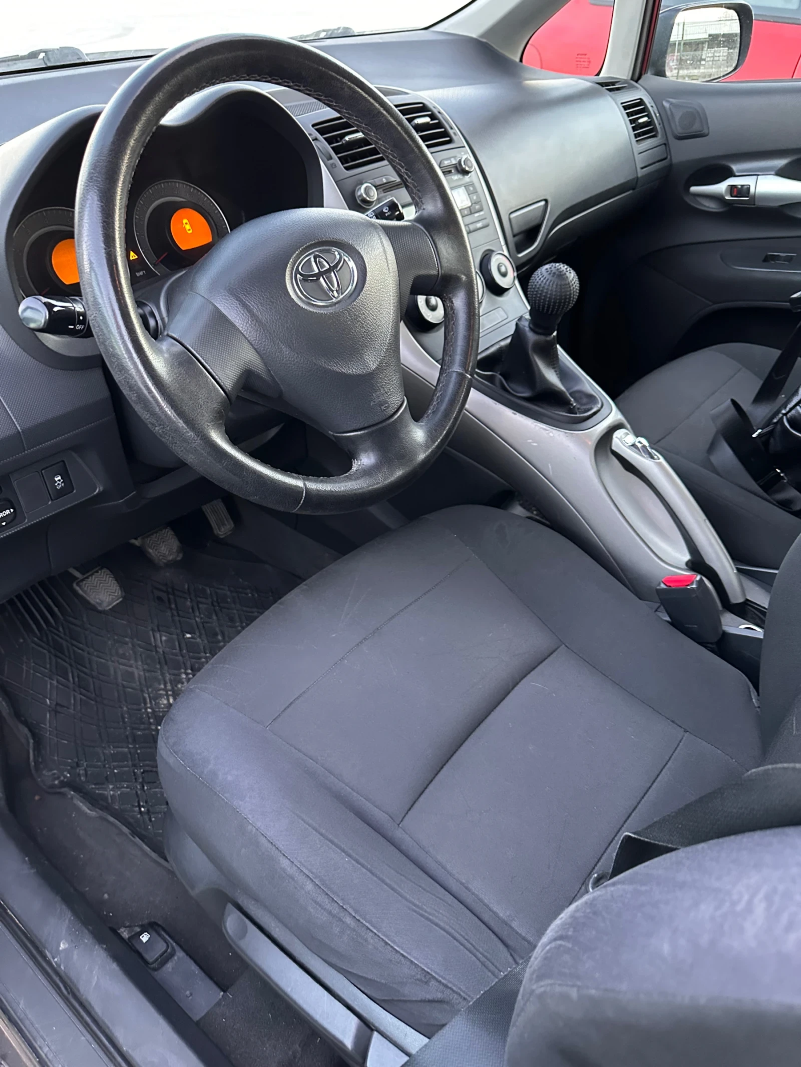 Toyota Auris 1.4 VVT - I | Mobile.bg � ����������� 11