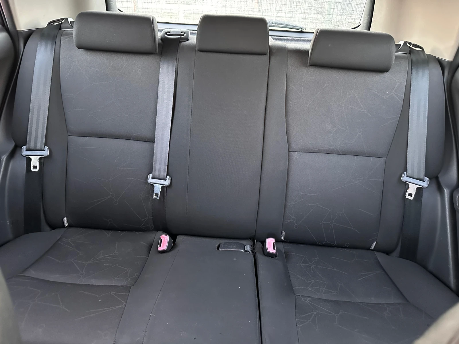Toyota Auris 1.4 VVT - I | Mobile.bg � ����������� 12