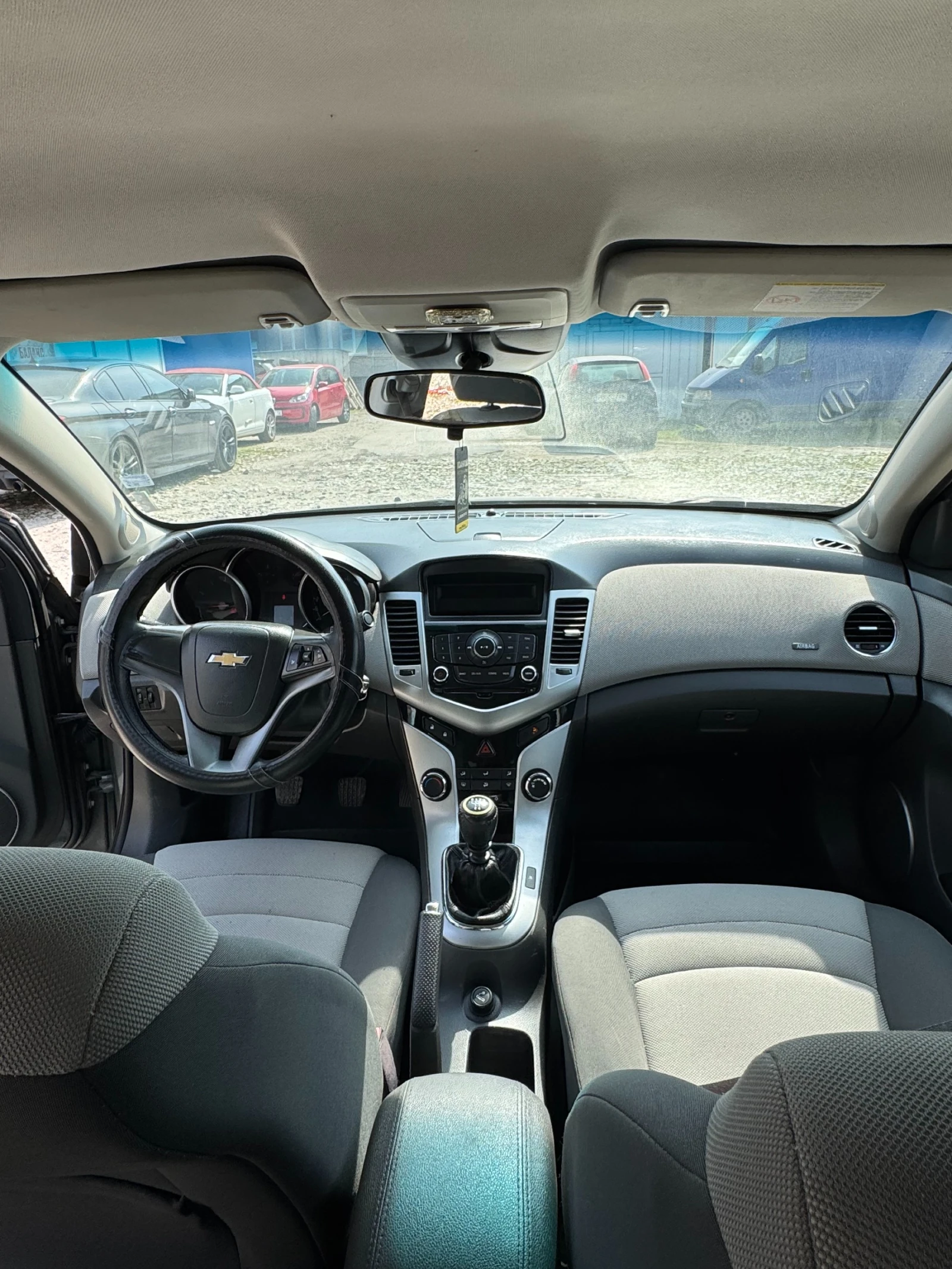 Chevrolet Cruze 1.6, снимка 11 - Автомобили и джипове - 53872855