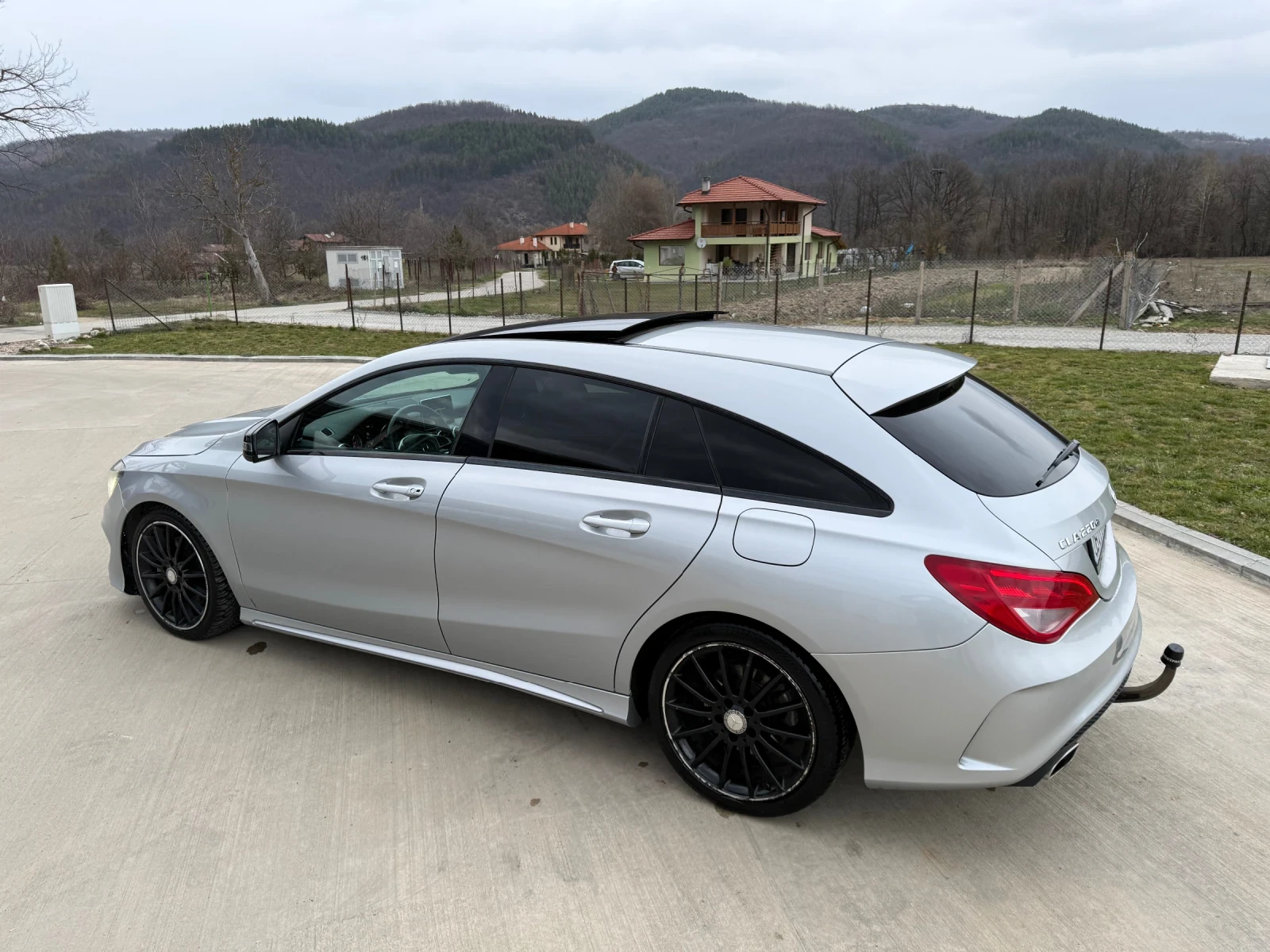 Mercedes-Benz CLA 220, снимка 7 - Автомобили и джипове - 53890506