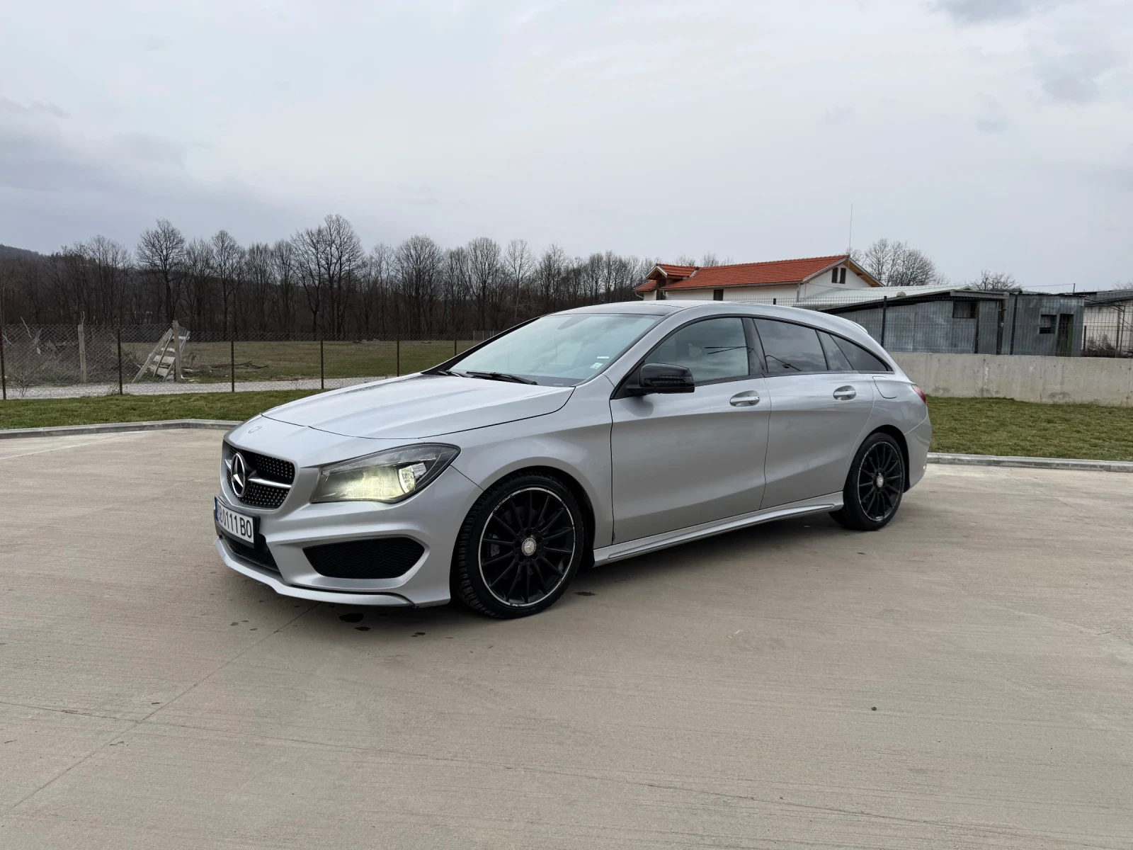 Mercedes-Benz CLA 220, снимка 3 - Автомобили и джипове - 53890506