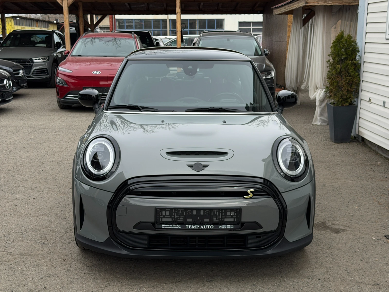 Mini Cooper SE* 184кс* ПЪЛНА СЕРВИЗНА ИСТОРИЯ С ВАЛИДНА ГАРАНЦ, снимка 2 - Автомобили и джипове - 53925914