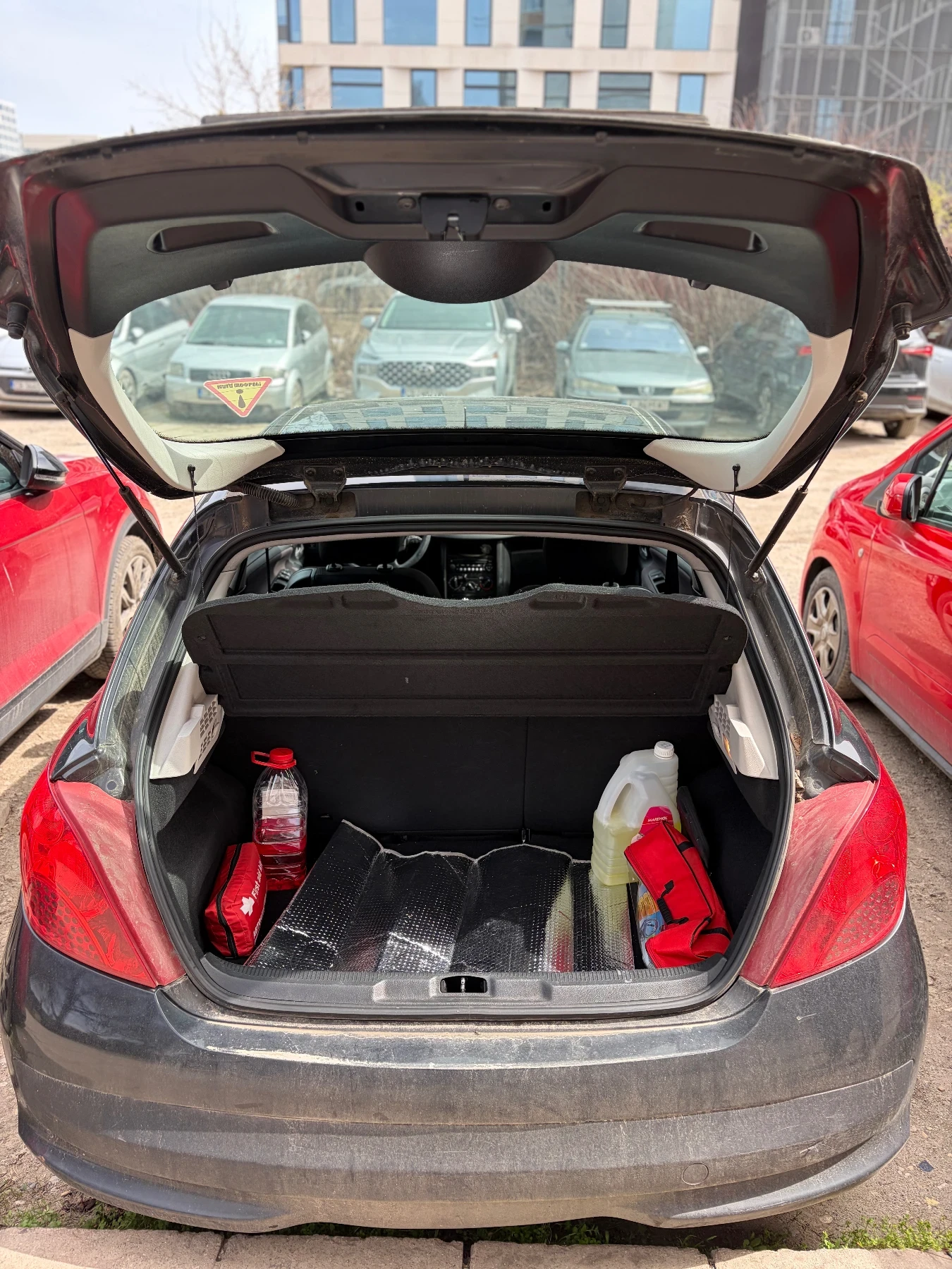 Peugeot 207 бензин, снимка 4 - Автомобили и джипове - 54180720