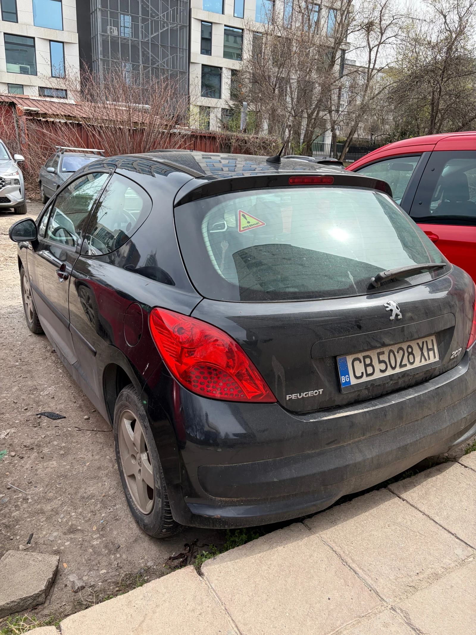 Peugeot 207 бензин, снимка 8 - Автомобили и джипове - 54180720
