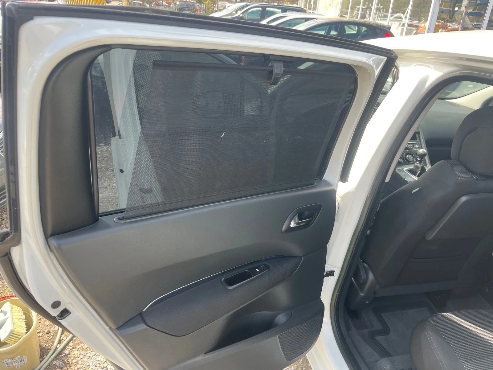 Peugeot 5008 2.0HDI 150�.� | Mobile.bg � ����������� 10