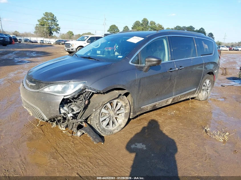 Chrysler Pacifica 3.6L V-6 DOHC, VVT, 287HP Front Wheel Drive | Mobile.bg � ����������� 2