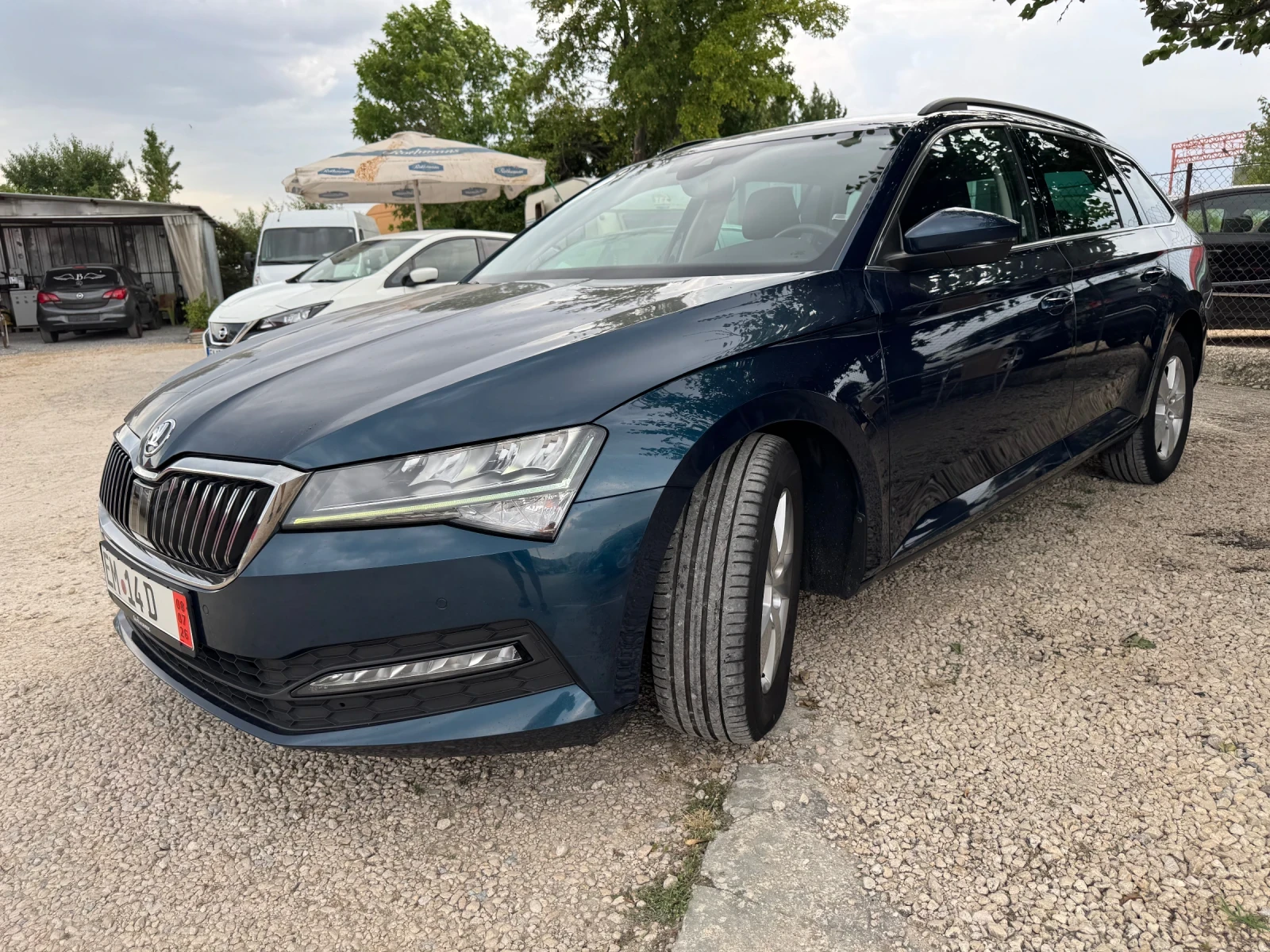 Skoda Superb 2.0 TDI, снимка 3 - Автомобили и джипове - 55135563