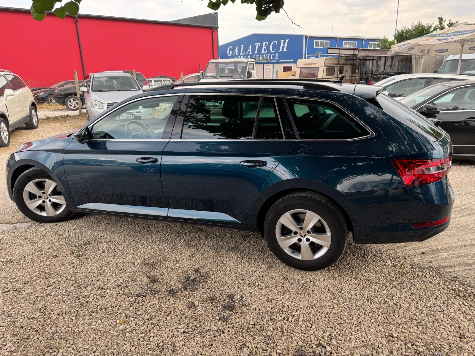 Skoda Superb 2.0 TDI, снимка 4 - Автомобили и джипове - 55135563