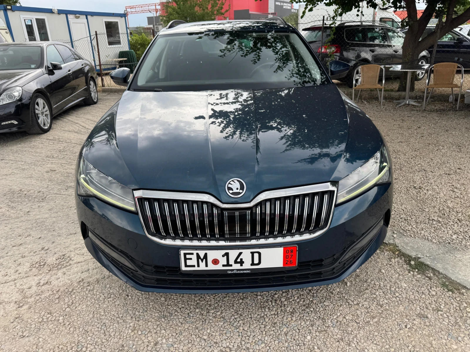 Skoda Superb 2.0 TDI, снимка 2 - Автомобили и джипове - 55135563