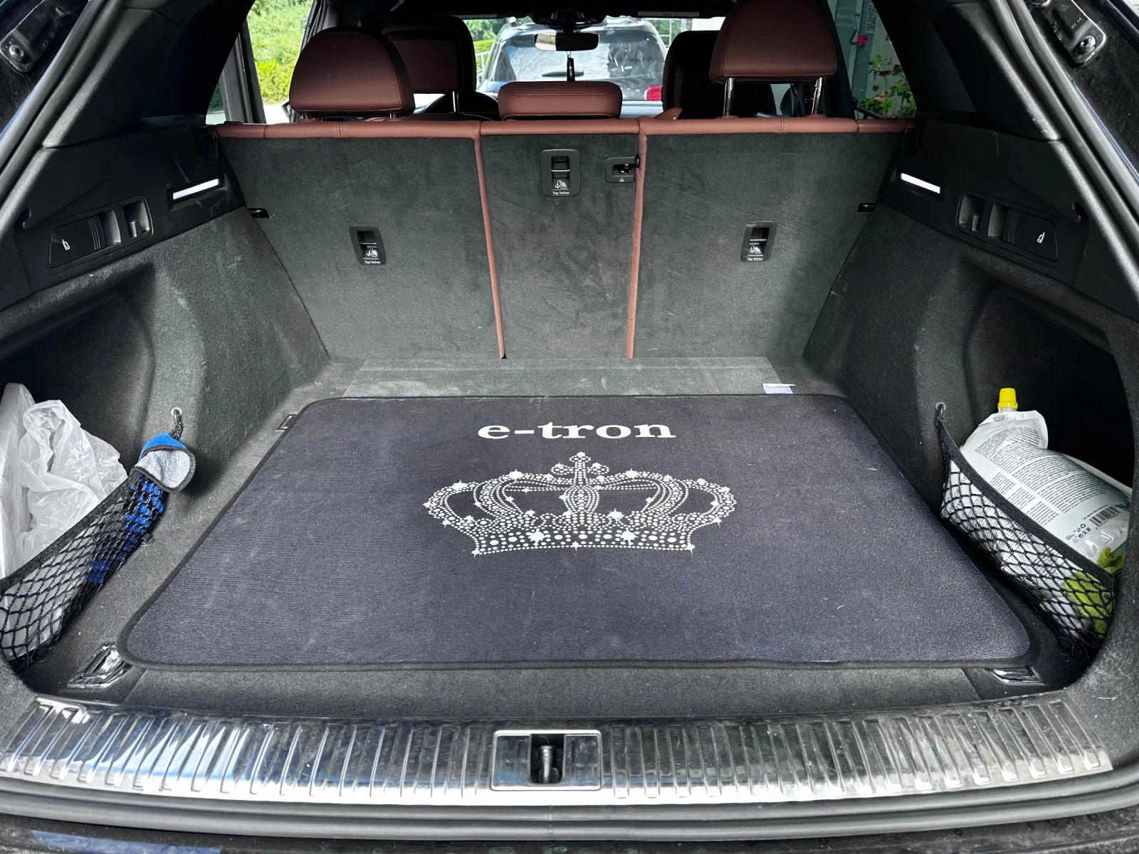 Audi E-Tron Audi e-tron 50 quattro / Matrix LED / 360  Камери , снимка 15 - Автомобили и джипове - 55254372