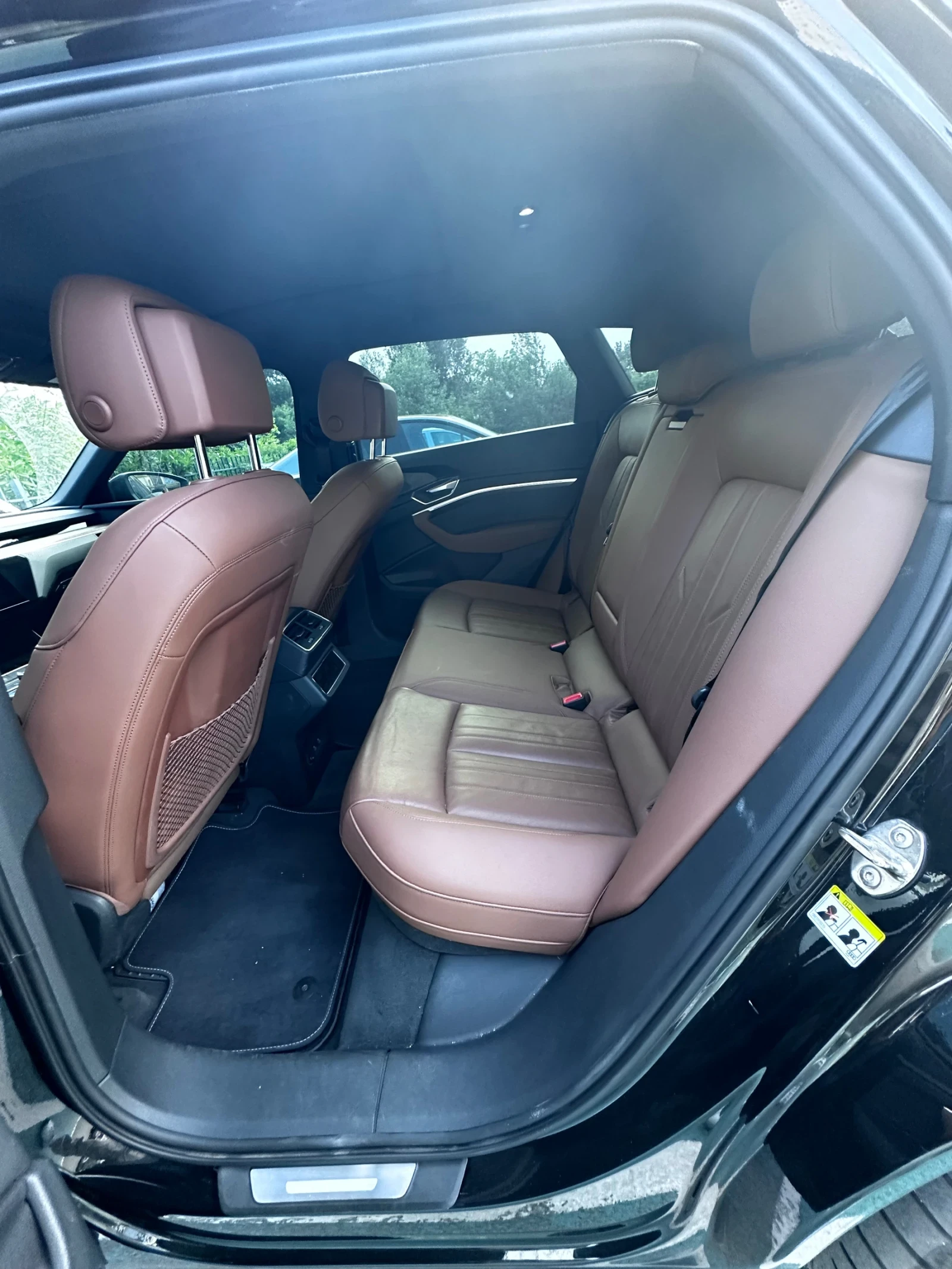 Audi E-Tron Audi e-tron 55 quattro / Matrix LED / 360  ������  | Mobile.bg � ����������� 13