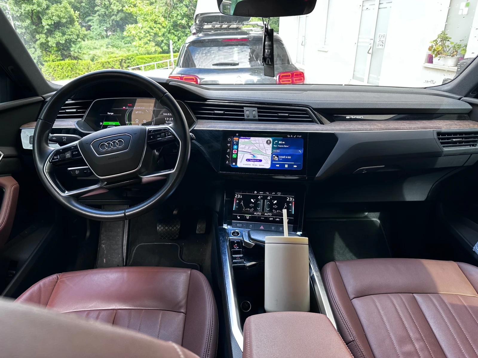Audi E-Tron Audi e-tron 50 quattro / Matrix LED / 360  Камери , снимка 8 - Автомобили и джипове - 55254372