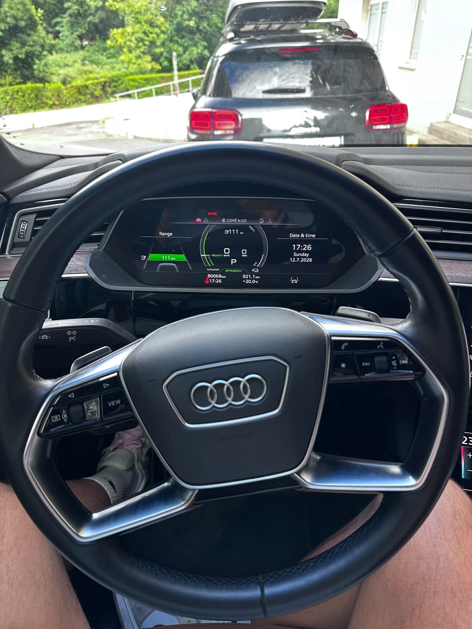 Audi E-Tron Audi e-tron 50 quattro / Matrix LED / 360  Камери , снимка 9 - Автомобили и джипове - 55254372