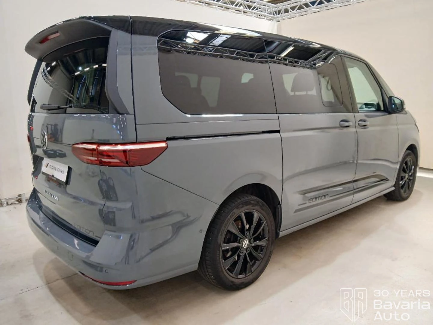 VW Multivan Edition long DSG Easy Open Basic, снимка 4 - Автомобили и джипове - 55472885