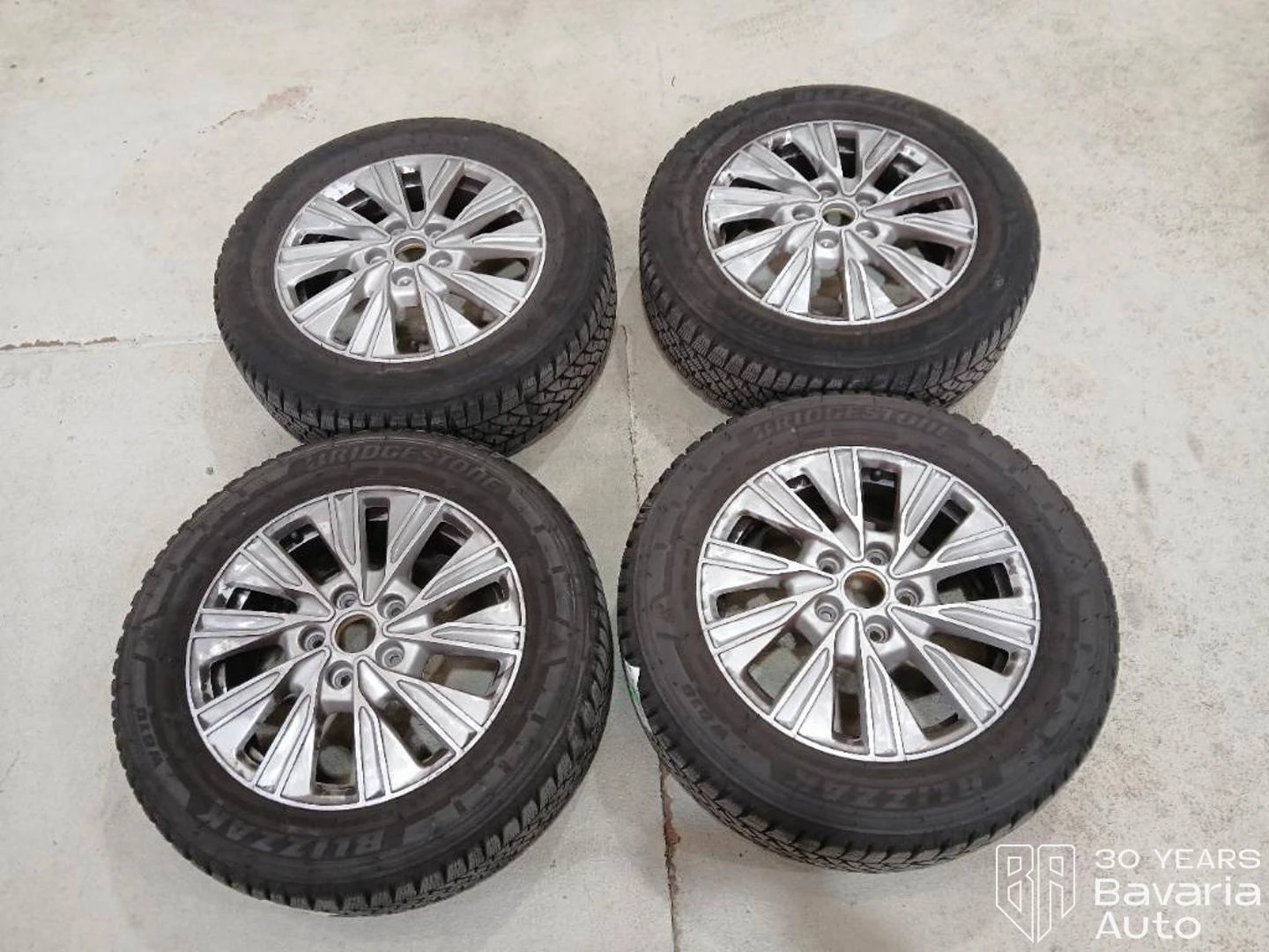 VW Multivan Edition long DSG Easy Open Basic, снимка 16 - Автомобили и джипове - 55472885
