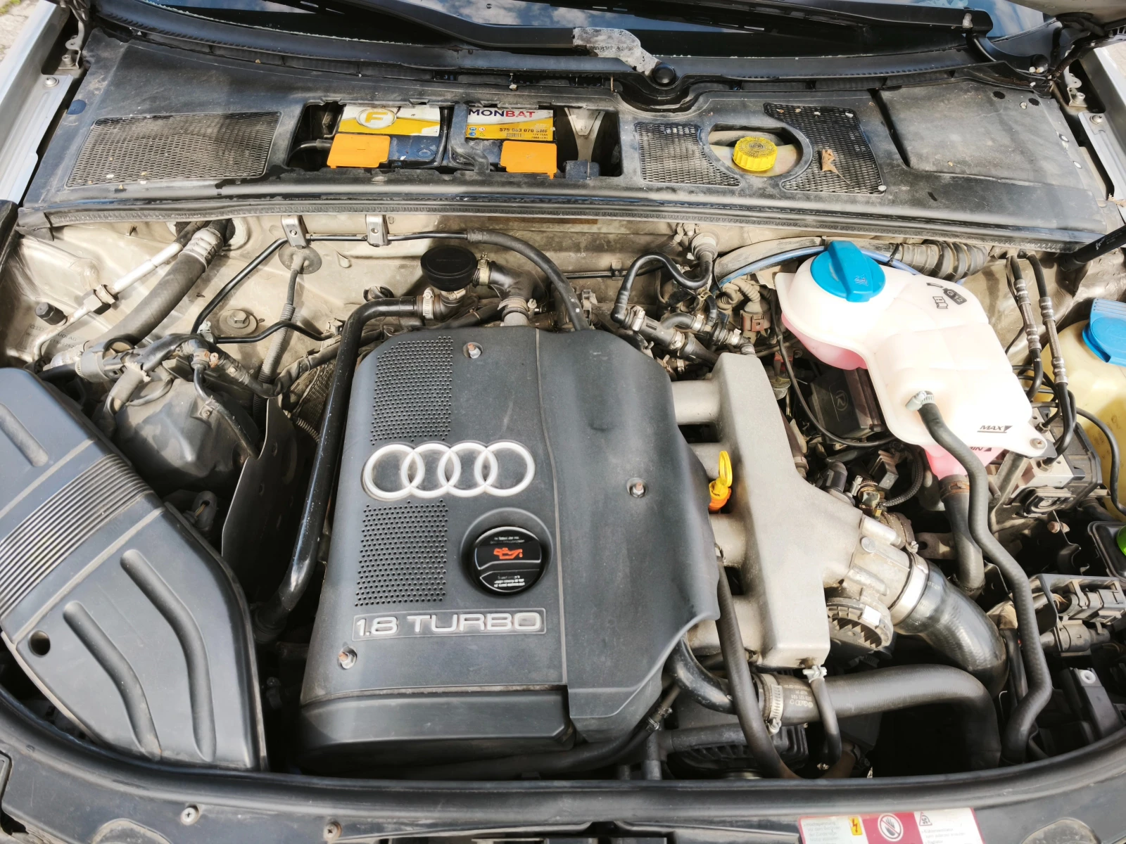 Audi A4 1.8T Quattro, снимка 13 - Автомобили и джипове - 56136278