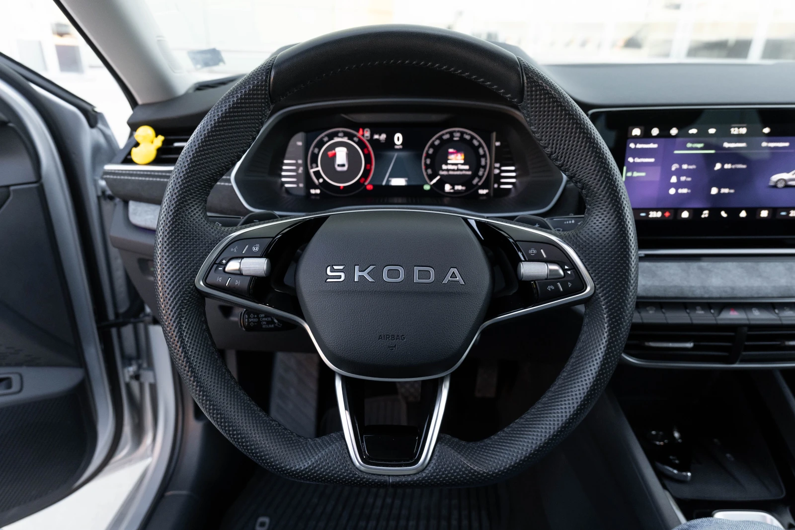 Skoda Octavia Edition 130 , снимка 16 - Автомобили и джипове - 56435425
