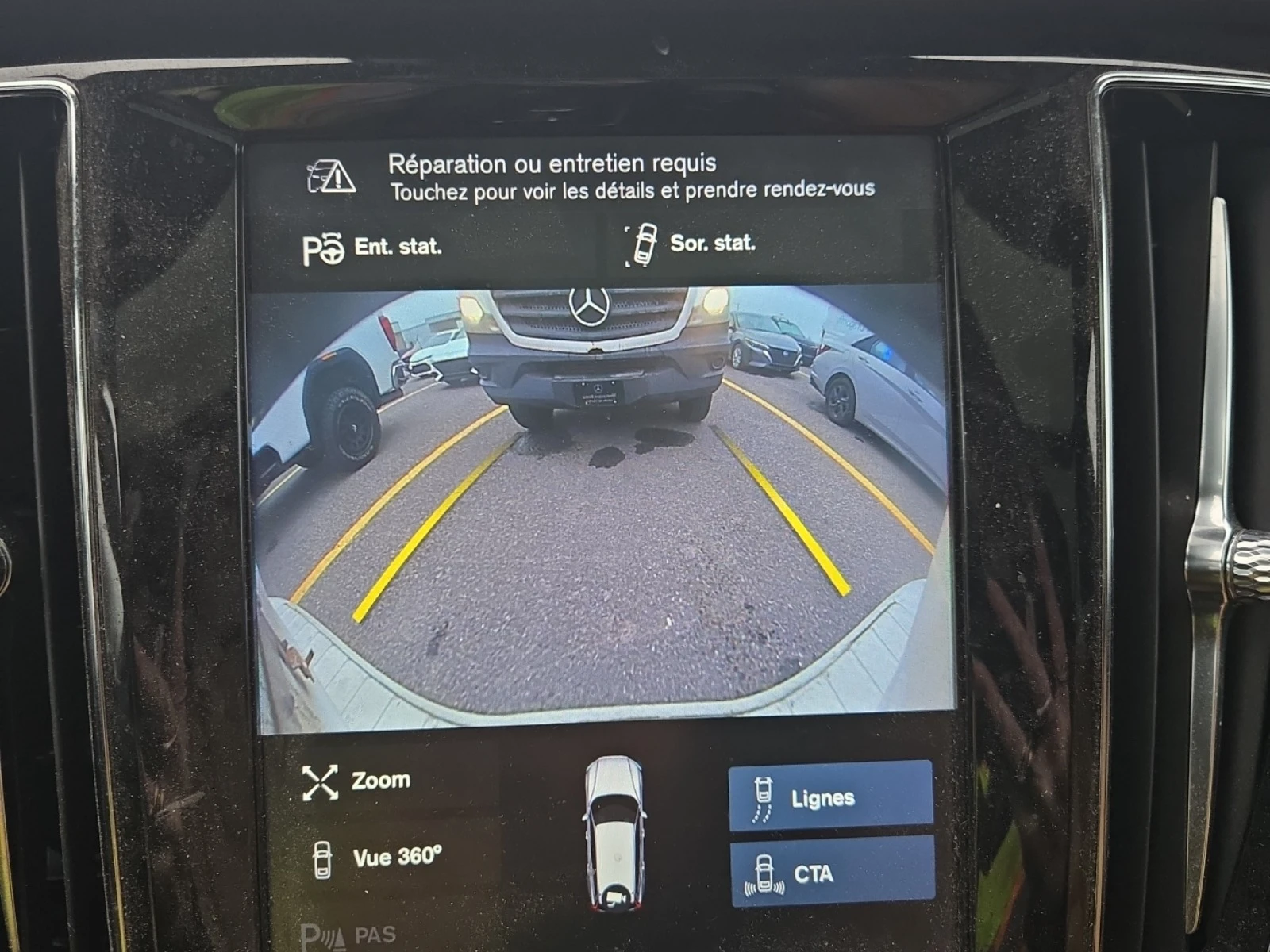 Volvo V60 Momentum AWD* Подгрев* Пано* 360 Камери, снимка 10 - Автомобили и джипове - 56407943