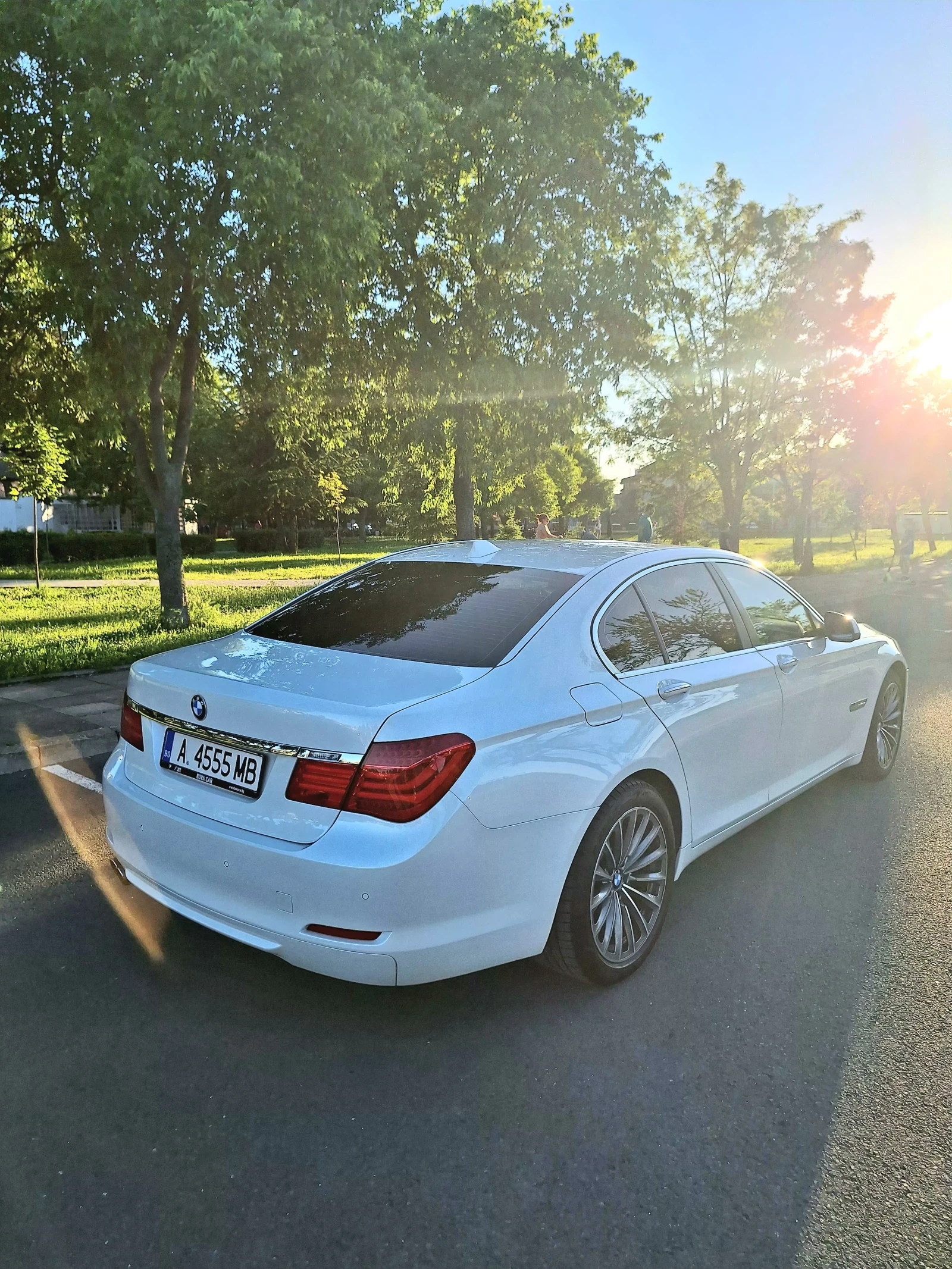 BMW 730, снимка 6 - Автомобили и джипове - 56485820