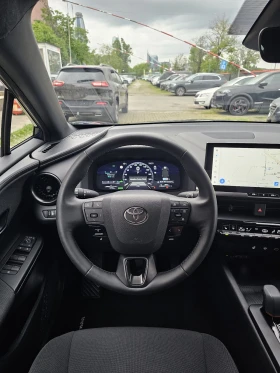 Toyota C-HR 1.8 Hybrid Keyless CarPlay Гаранция , снимка 14