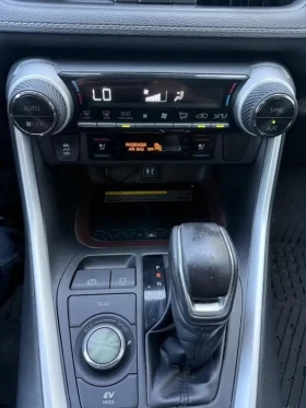 Toyota Rav4 / Hybrid Limited / AWD / ПОДГРЕВИ/ ОБДУХВАНЕ /  - 21500 € / 42050.35 лв. - 16320859 9