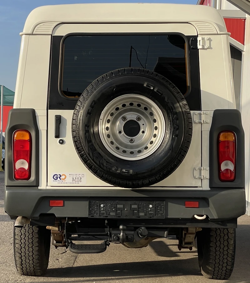 Land Rover Defender IVECO MASSIF 3.0 HPI Diesel , снимка 4 - Автомобили и джипове - 47115799