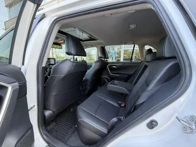 Toyota Rav4 / Hybrid Limited / AWD / ПОДГРЕВИ/ ОБДУХВАНЕ /  - изображение 8