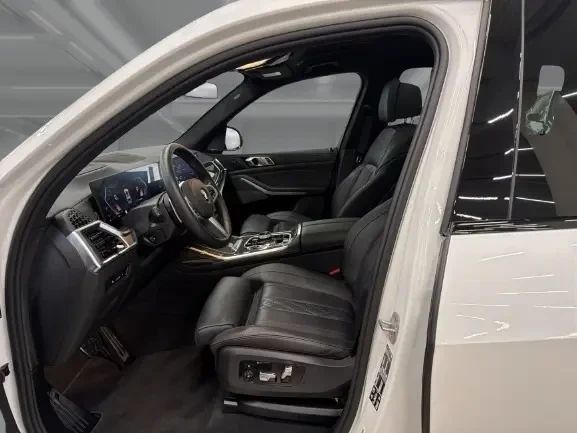 BMW X7 40i xDrive = M-Sport = Shadow Line Гаранция, снимка 6 - Автомобили и джипове - 53902696