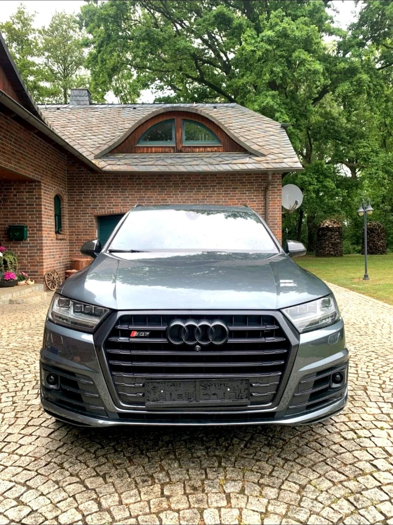 Audi SQ7 ОЧАКВАН ВНОС 7-МЕСТЕН ПАНОРАМА ЛИЗИНГ 100% - изображение 2
