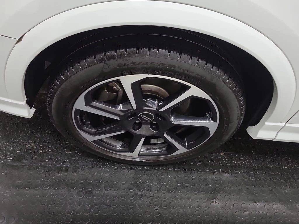 Audi Q3 * S LINE PREMIUM PLUS * CARFAX * ЦЕНА ДО БГ - изображение 7