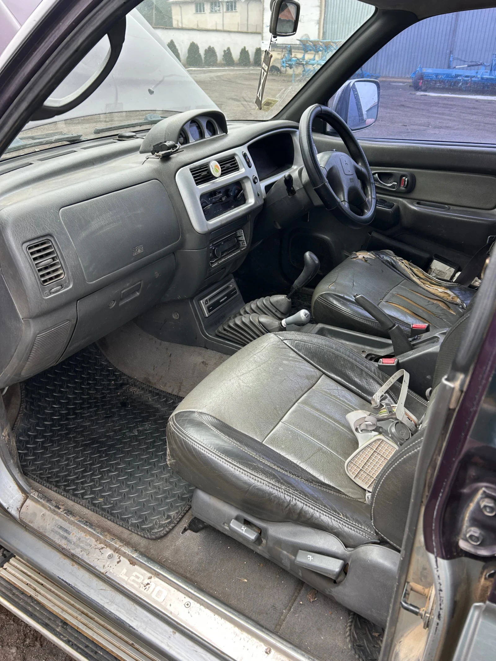 Mitsubishi L200  - изображение 5