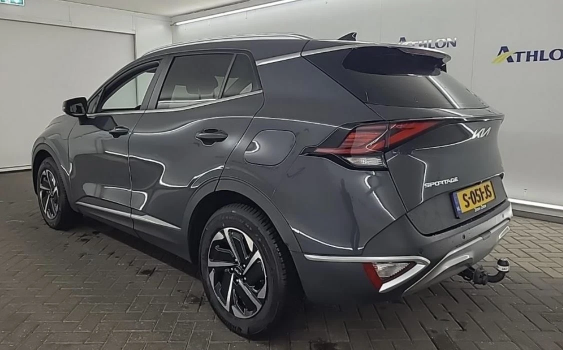 Kia Sportage 1.6 T-GDi Hybrid , снимка 4 - Автомобили и джипове - 53965274